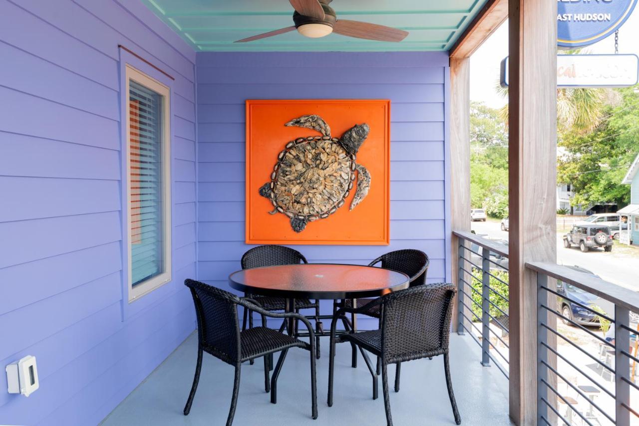 Folly Vacation Perfect Purple Palace Apt A Folly Beach Bagian luar foto