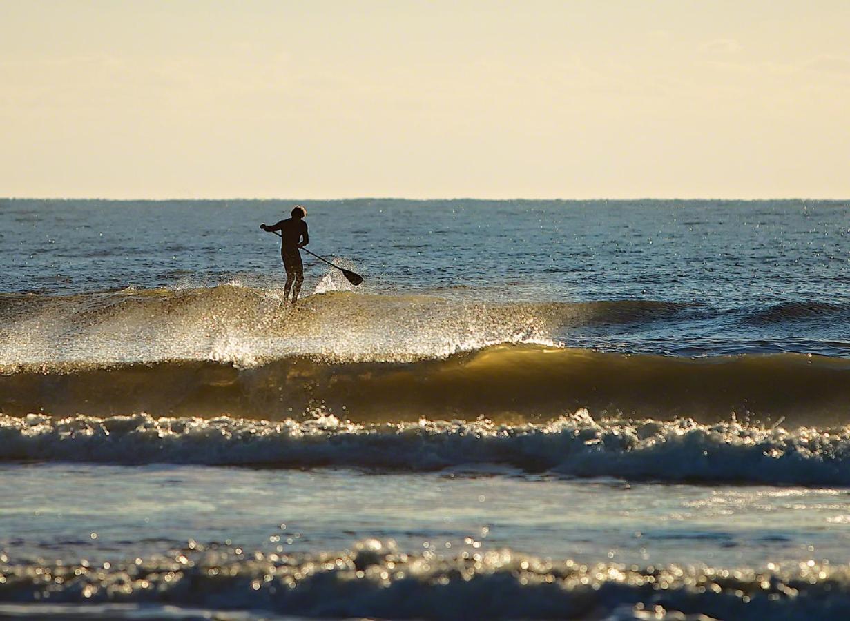 Folly Vacation Perfect Purple Palace Apt A Folly Beach Bagian luar foto